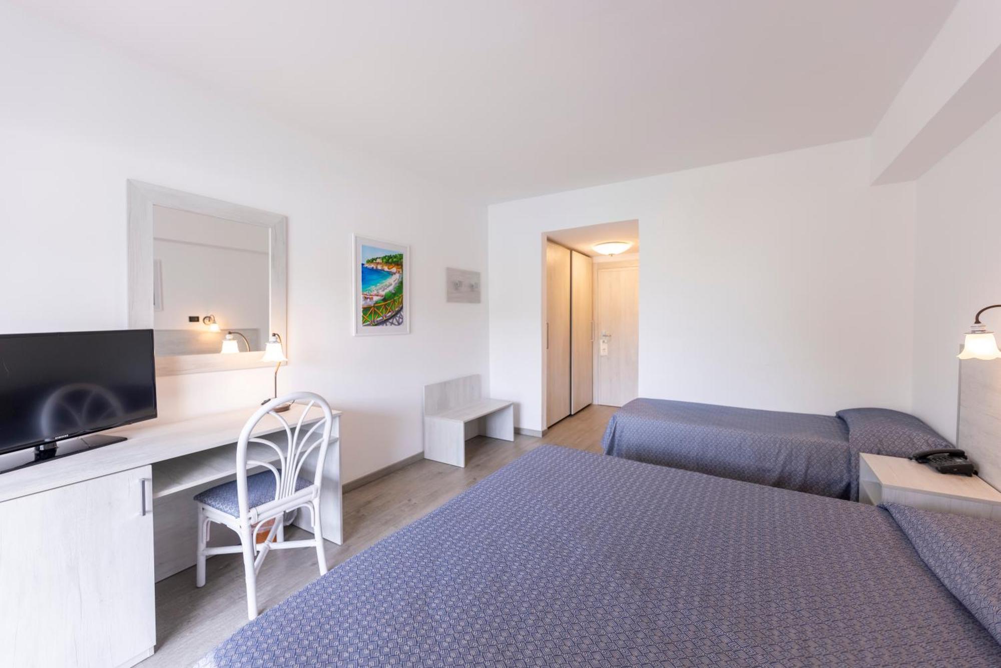 Pugnochiuso Resort Hotel Del Faro Vieste Exteriér fotografie